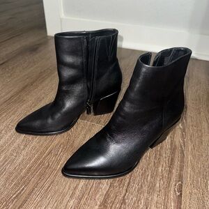 Blondo Black Leather Waterproof Ankle Booties